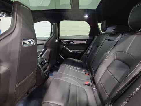 New 2026 Jaguar F-PACE R-Dynamic S image 6