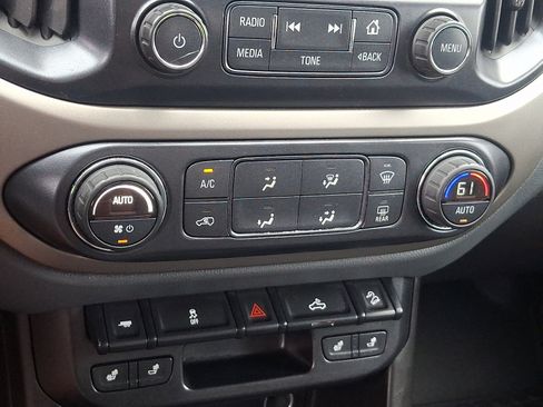 Used 2016 Chevrolet Colorado Z71 AWD/4WD image 15