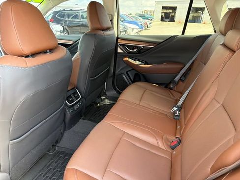 Used 2021 Subaru Outback Touring AWD/4WD image 21