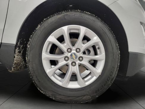 Used 2020 Chevrolet Equinox LT image 4