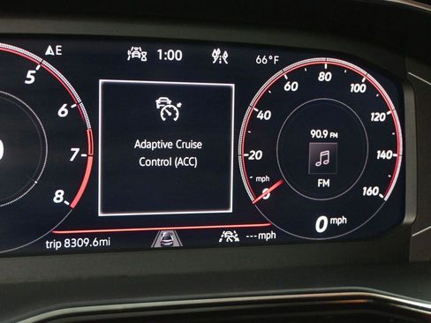 Used 2024 Volkswagen Jetta GLI 40th Anniversary Edition FWD image 3