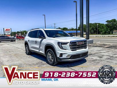 Used 2025 GMC Acadia Elevation