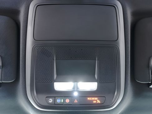 New 2026 Chevrolet Equinox LT w/ Safety and Technology Package FWD image 21