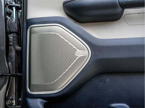 Used 2025 RAM 1500 Tungsten AWD/4WD image 14