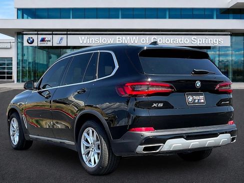 Used 2022 BMW X5 xDrive40i w/ Parking Assistance Package AWD/4WD image 4