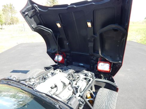 Used 1988 Chevrolet Corvette Convertible RWD image 31