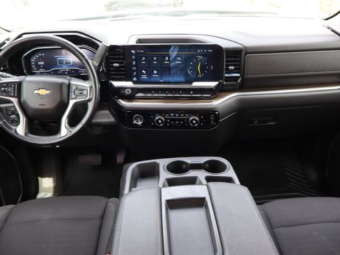 Used 2022 Chevrolet Silverado 1500 LT image 17