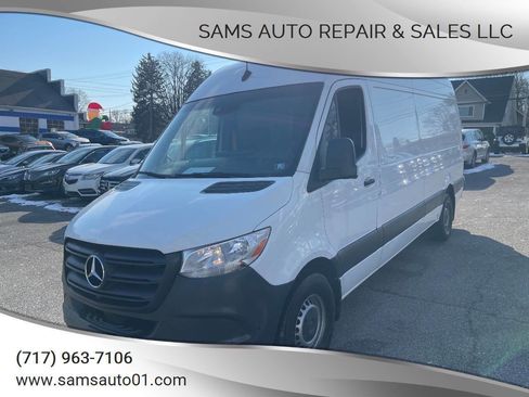 Used 2023 Mercedes-Benz Sprinter 2500 image 1