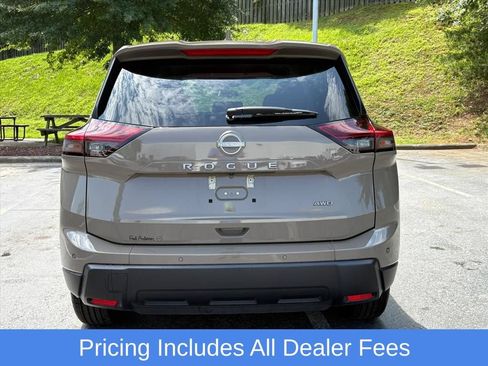 Certified 2025 Nissan Rogue SV AWD/4WD image 7
