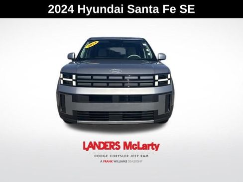 Used 2024 Hyundai Santa Fe SE FWD image 3