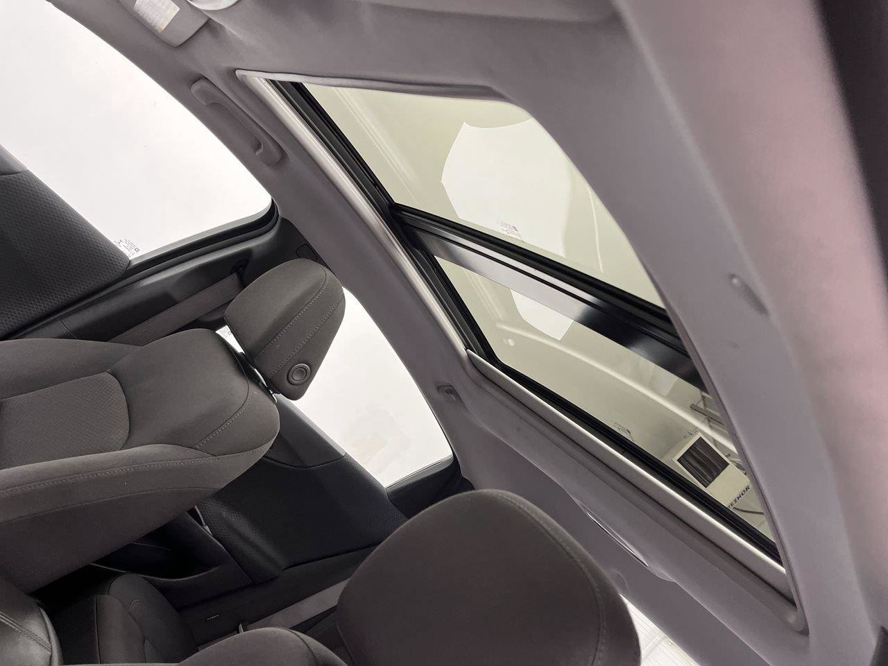 Used 2024 Chevrolet Malibu LT FWD image 6