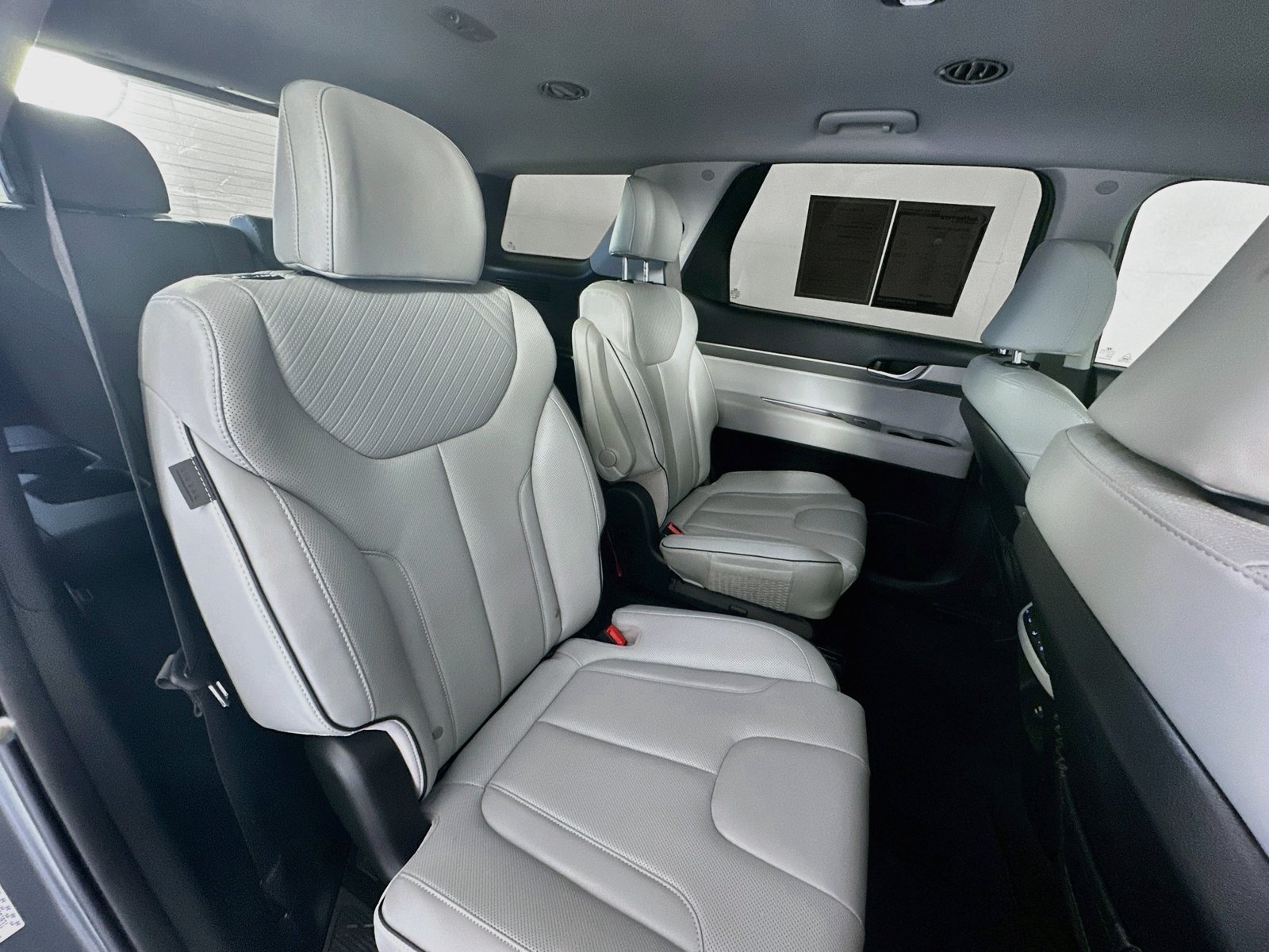 Used 2023 Hyundai Palisade SEL AWD/4WD image 29