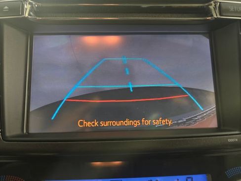 Used 2013 Toyota RAV4 Limited AWD/4WD image 21