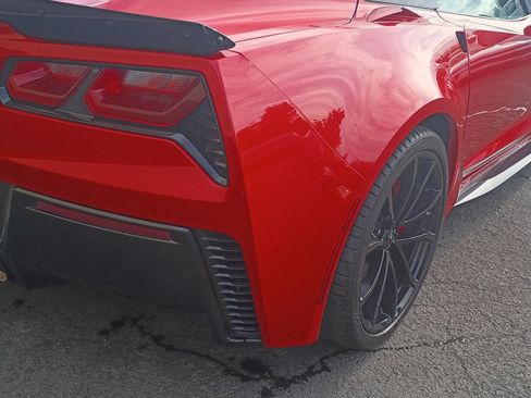 Used 2017 Chevrolet Corvette Grand Sport RWD image 5