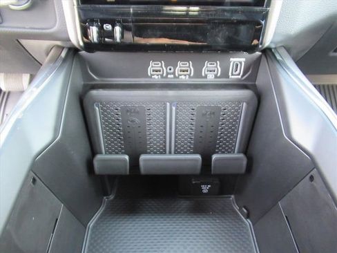 New 2026 RAM 1500 Laramie w/ Night Edition image 27