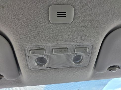 Used 2013 Toyota Prius C One FWD image 15