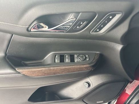 Used 2020 GMC Acadia Denali w/ Technology Package image 18