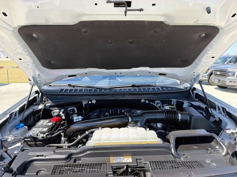 Used 2025 Ford Expedition Active RWD image 33