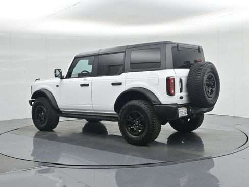 Used 2022 Ford Bronco Wildtrak image 5