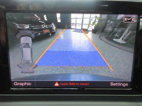 Used 2016 Audi Q3 2.0T Prestige AWD/4WD image 18