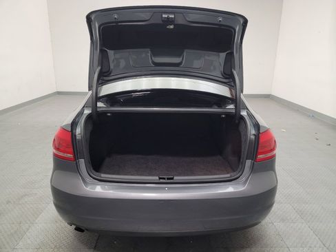 Used 2015 Volkswagen Passat 1.8T Limited Edition FWD image 29
