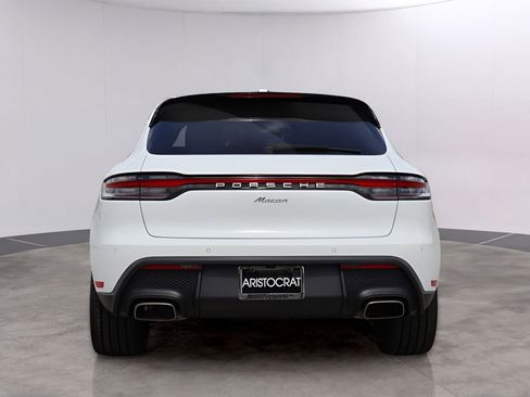 New 2026 Porsche Macan AWD/4WD image 5