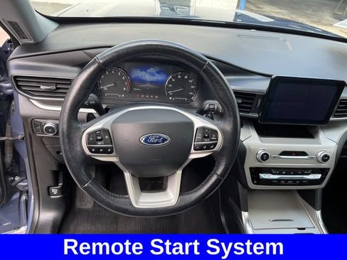 Used 2021 Ford Explorer XLT w/ Equipment Group 202A AWD/4WD image 13
