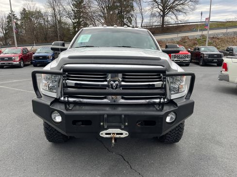 Used 2018 RAM 2500 Big Horn image 2