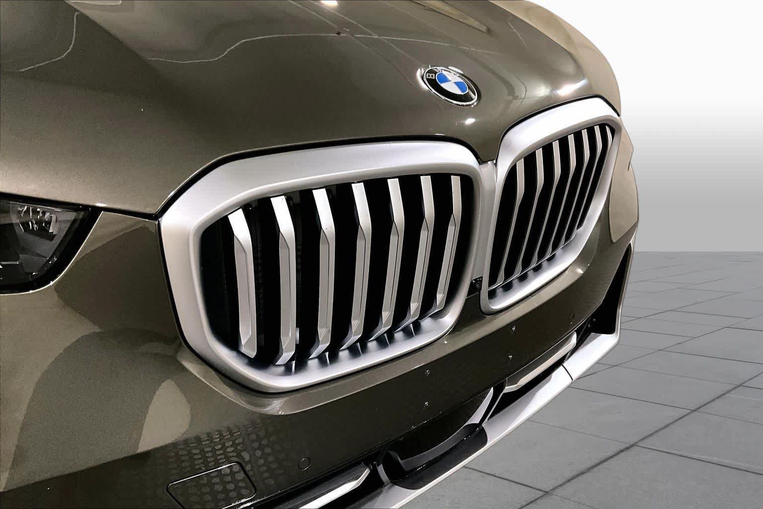 Used 2026 BMW X5 xDrive40i w/ Premium Package AWD/4WD image 31