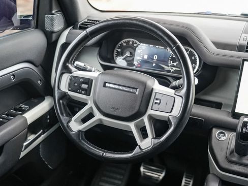 Used 2022 Land Rover Defender 110 S AWD/4WD image 15