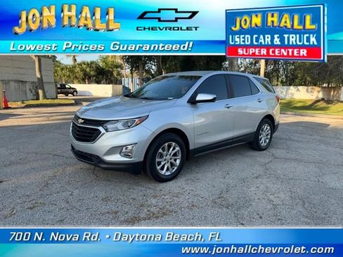 Used 2021 Chevrolet Equinox LT image 2