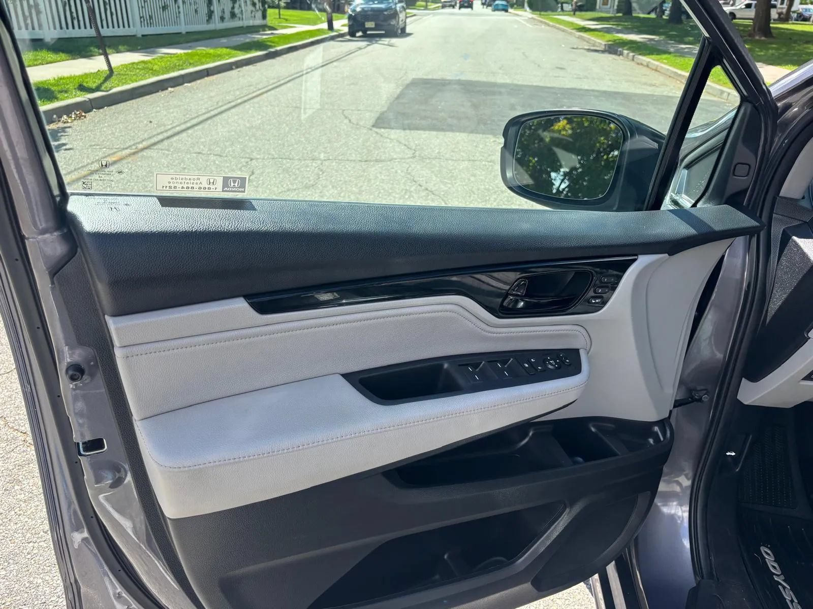 Used 2022 Honda Odyssey Touring image 10