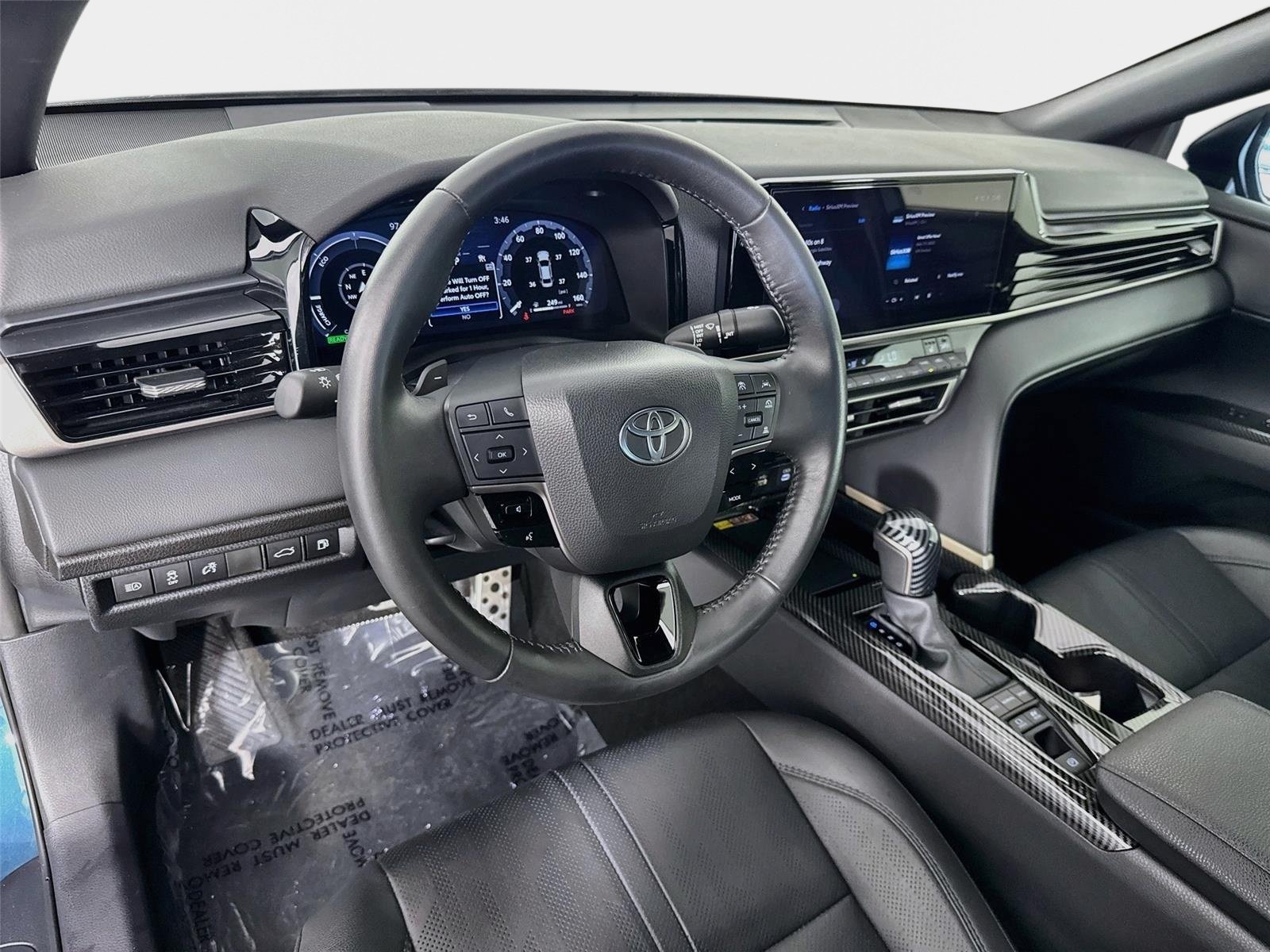 Used 2025 Toyota Camry XSE FWD image 9