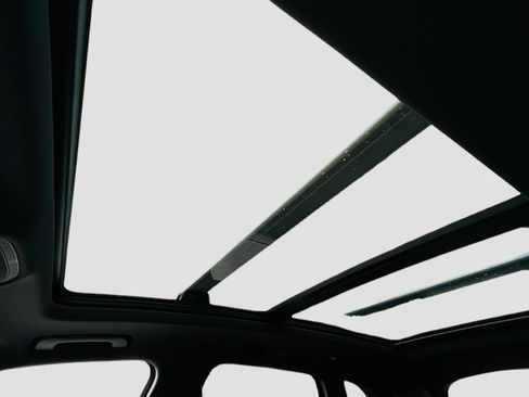 Used 2022 Audi SQ5 Premium Plus w/ Premium Plus Package image 23