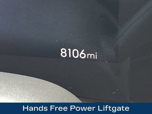 Used 2025 Buick Encore GX Avenir w/ Avenir Technology Package AWD/4WD image 6