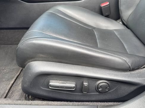 Used 2023 Honda Accord Touring image 12
