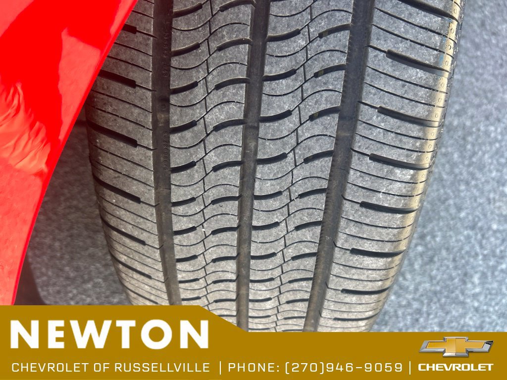 Used 2015 Chevrolet Camaro LT RWD image 36