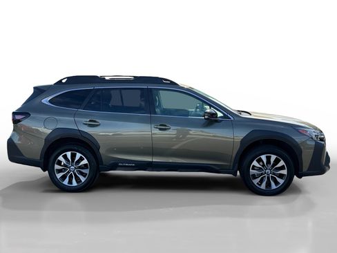 Used 2024 Subaru Outback Limited image 6