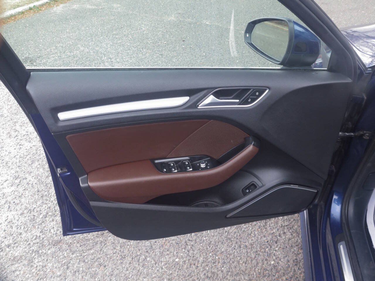 Used 2016 Audi A3 e-tron Prestige w/ Prestige Package FWD image 19
