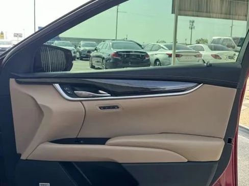 Used 2019 Cadillac XTS Platinum FWD image 24