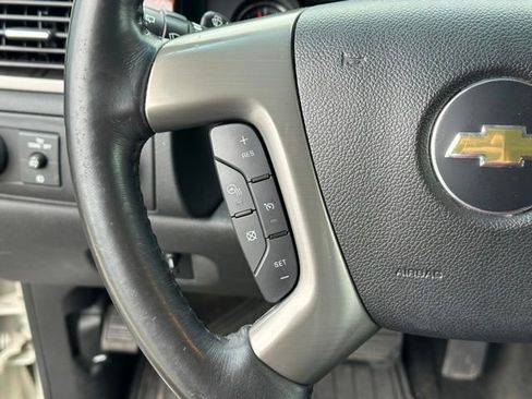 Used 2014 Chevrolet Suburban LTZ AWD/4WD image 4