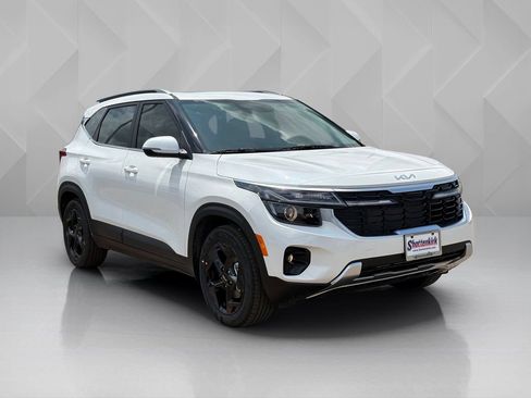 New 2026 Kia Seltos EX w/ EX Sunroof Package FWD image 3