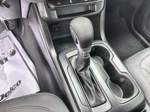 Used 2022 Chevrolet Colorado W/T w/ WT Convenience Package image 15