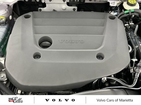 New 2026 Volvo XC40 B4 Plus w/ Climate Package image 16