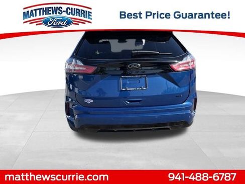 Certified 2024 Ford Edge SE w/ Black Appearance Package image 5