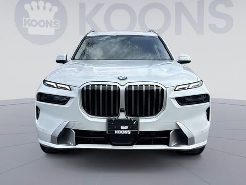 Used 2026 BMW X7 xDrive40i AWD/4WD image 11