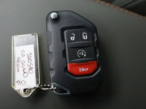 New 2026 Jeep Gladiator Mojave image 38