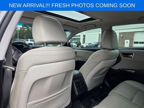 Used 2016 Toyota Avalon Limited image 14