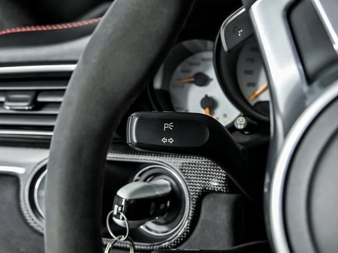 Used 2015 Porsche 911 GT3 RWD image 25