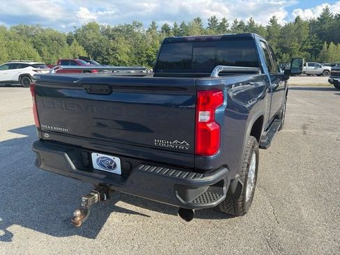 Used 2020 Chevrolet Silverado 2500 High Country w/ Technology Package AWD/4WD image 7